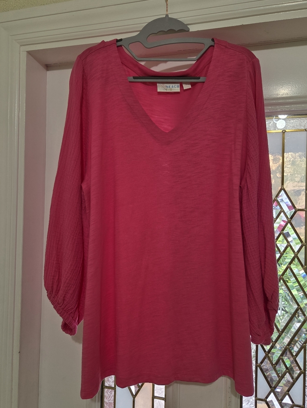 Belle Beach By KIM Gravel Vibrant Pink V-Neck Slub Knit Gauze Top Size XL...NWOT - Picture 2 of 6